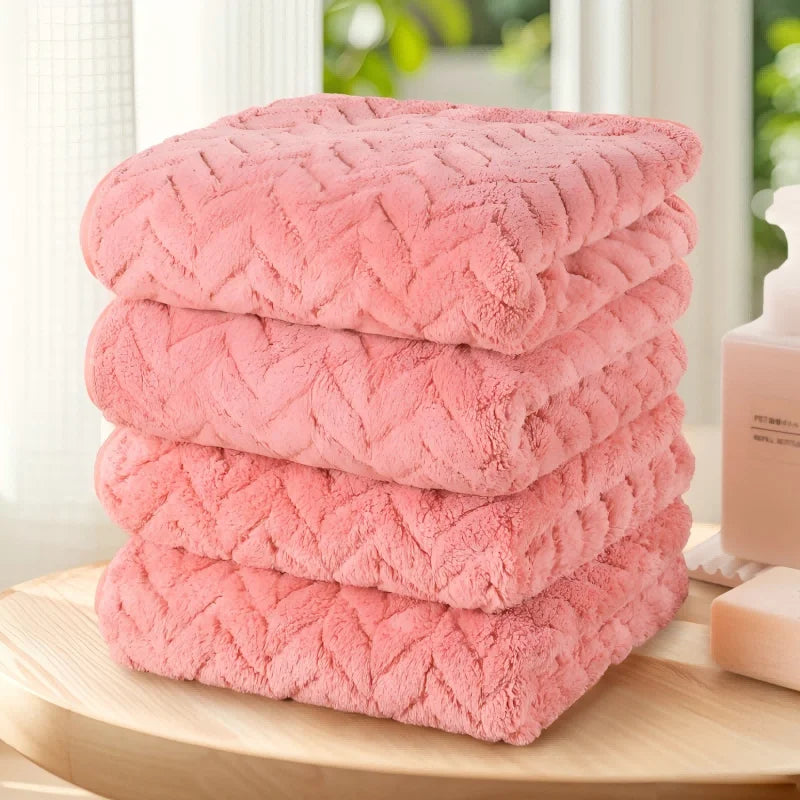 4pk Towels (13.7"x29.5"), Ultra Soft and Highly Absorbent